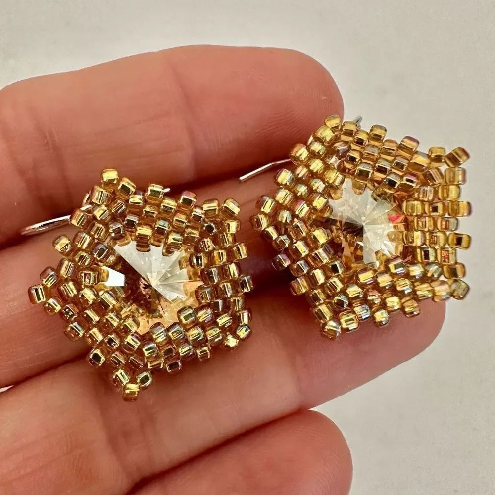 Gold seed bead rhinestone Star earrings